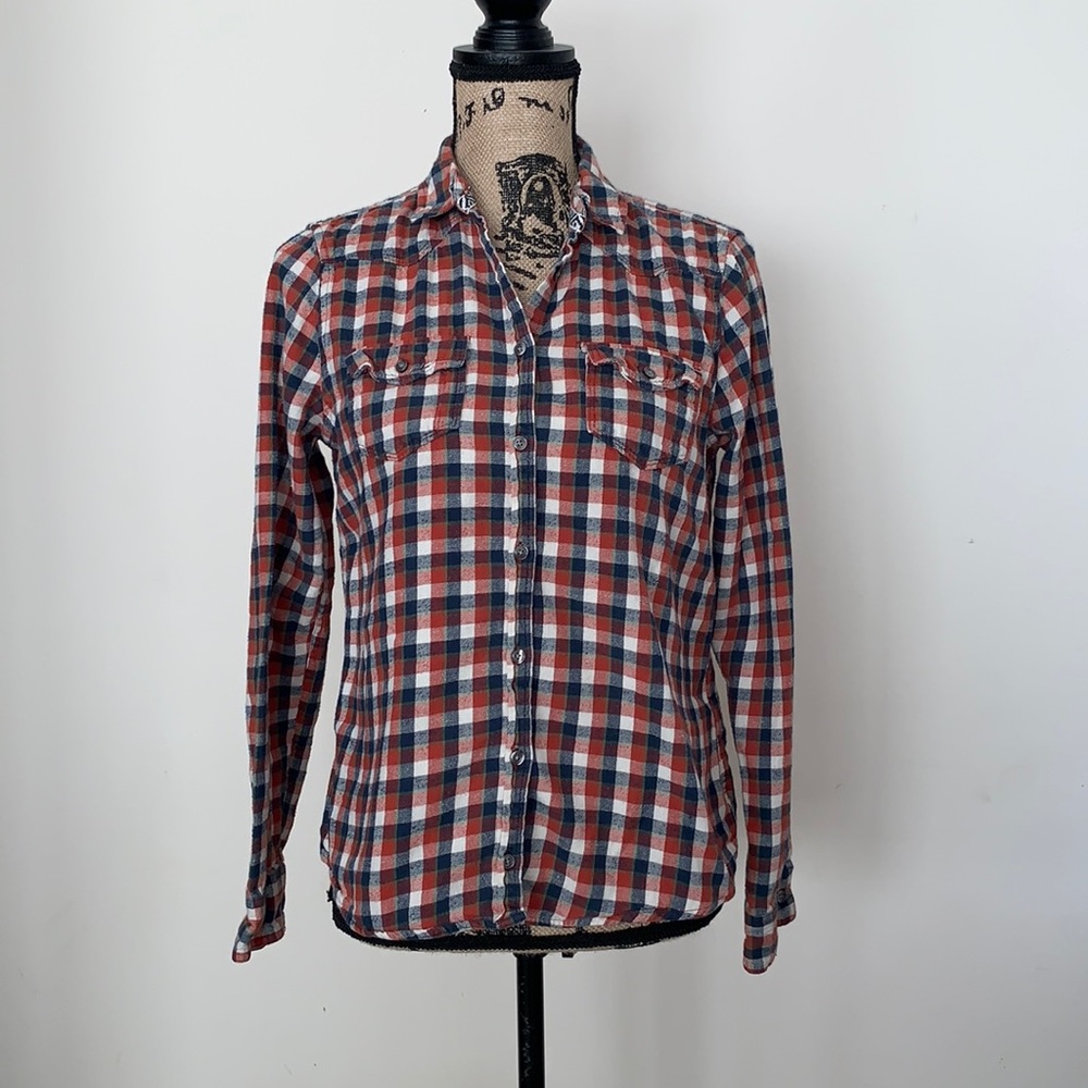 Hollister L juniors ladies blue, white, and rust/brick plaid long sleeve shirt.